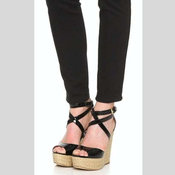 NEW Michael Kors Gabriella - 9.5 - Picture 2 of 3